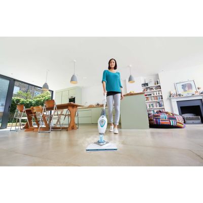 3. Steam mop 1600W 350ml BLACK&DECKER