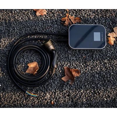 2. Extralink Electric Car Charger BS20-BC-22kW-APP Type 2 32A 22kW 3 Phase, LCD Screen, App, 6.1m