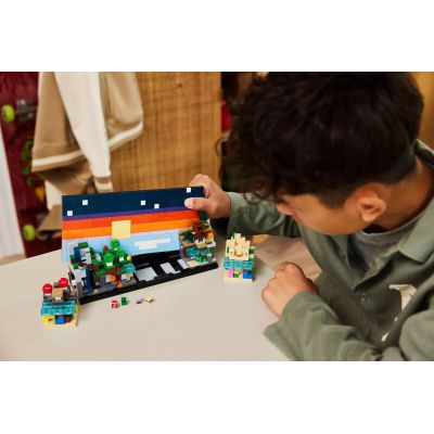 21. LEGO Minecraft 21589 Miniature Biomes