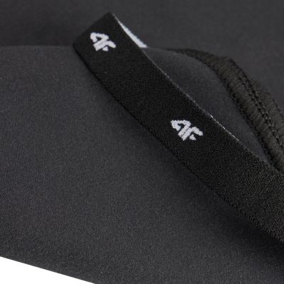 2. Towel 4F U075 80x130 cm deep black 4FWSS26ATOWU075 20S