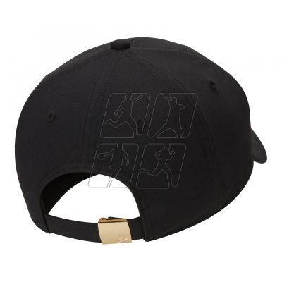 2. Cap Nike Club Structured Metal Logo FB5371-011