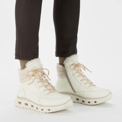 25. Rieker W RKR720 insulated sports boots, white