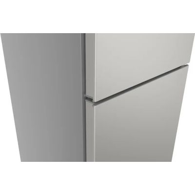15. BOSCH KGN 33NSDB fridge-freezer