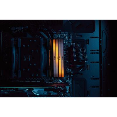 15. KINGSTON DDR4 16GB 3200MT/s CL16 DIMM FURY Renegade RGB
