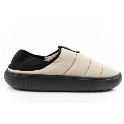 4. Crocs men's shoes slippers Classic Puff Moc slippers beige insulated