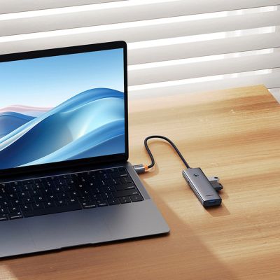 9. Baseus UltraJoy Series USB-A hub 4xUSB-A 3.0 1xUSB-C 5V - gray