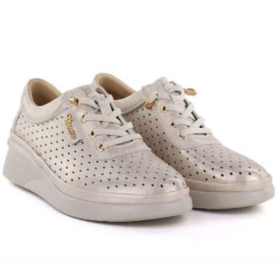 4. Women's leather openwork wedge shoes, gold, Vinceza 79603