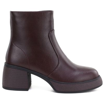 7. Women's leather ankle boots on a burgundy platform D&A S.Barski CR62-3369