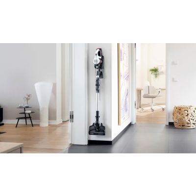 11. BOSCH BSS 711W UNLIMITED vacuum cleaner