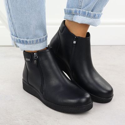 7. Women's insulated ankle boots with a raised heel, black, Sergio Leone BT25348-S