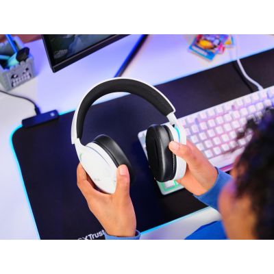 10. Trust GXT 491W FAYZO WIRELESS White Gaming Headphones