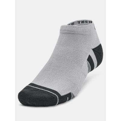 2. Under Armour 1379504-011 3-pack socks