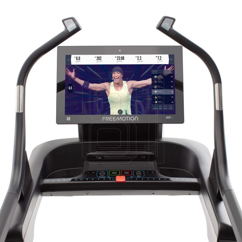 12. Freemotion Incline Trainer i22.9 FMTK74819K2 treadmill
