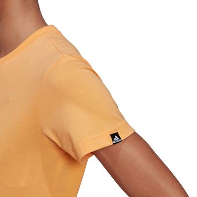 16. adidas Outlined Floral Graphic T-Shirt W GL1030