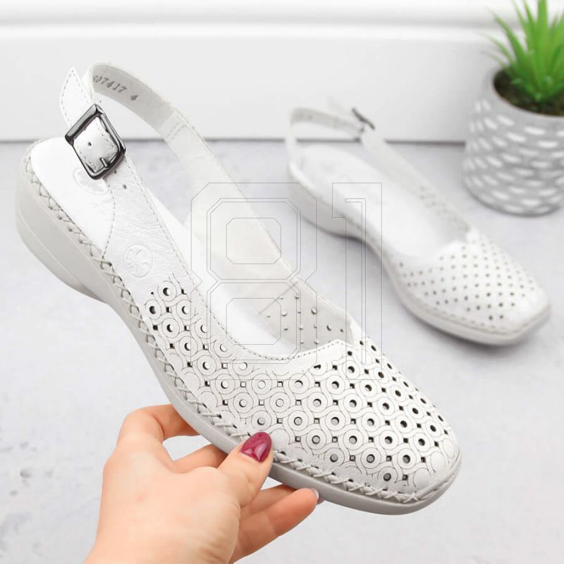 32. Comfortable leather sandals Rieker W RKR665 white