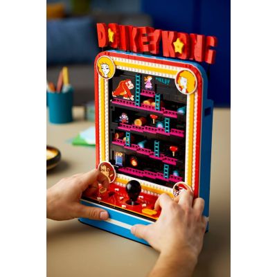 5. LEGO Super Mario 72051 - Donkey Kong Arcade Machine