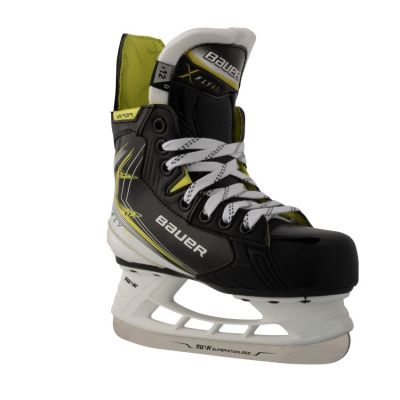 4. Bauer Vapor Fly40 Kids Hockey Skates
