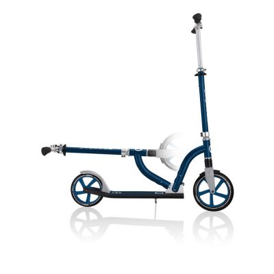 7. Globber NL 230-205 Duo 686-100 city scooter