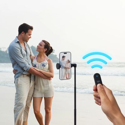 18. Selfie stick Wozinsky WRZP1 with automatically extendable legs, tripod function, 1.7m - black