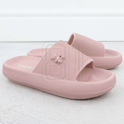 8. Vinceza W 75210 JAN403C flip-flops
