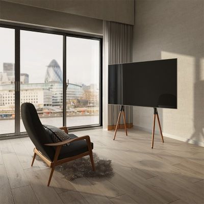 7. LogiLink TV mount for LCD TV 49-70 max. 40kg
