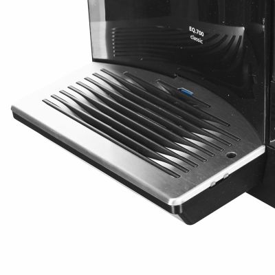 37. Siemens TP713RO9 EQ700 espresso machine (black; 19 bar)