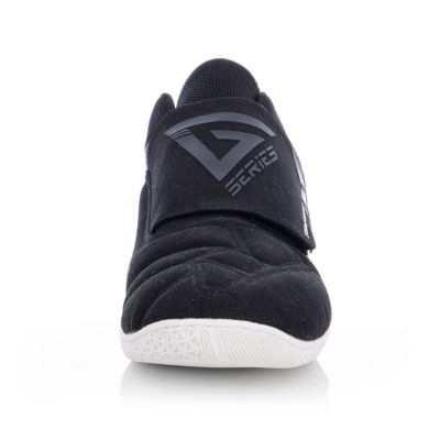 3. TEMPISH Elite Pro Goalkeeper Boots