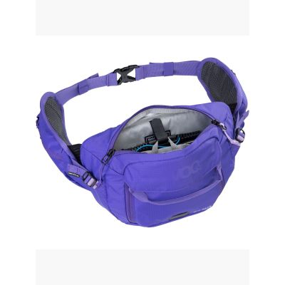 4. EVOC Hip Pack 3 violet