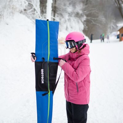 28. Croma 17315 Ski Set
