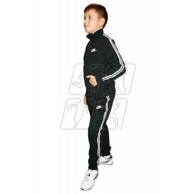 2. Nike Jr Tracksuit FD3061 010