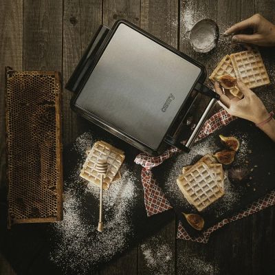 10. CAMRY CR 3025 waffle maker (1150W; black)