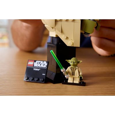 14. LEGO Star Wars 75438 - Yoda Bust