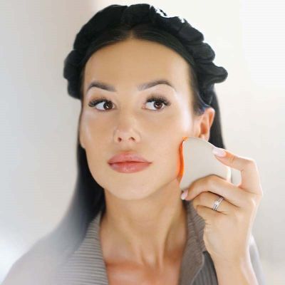 16. Neno Beauty Auri 5-in-1 Face and Neck Lifting Massager