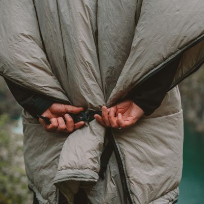 46. Offlander Camping Poncho OFF_CACC_05KH