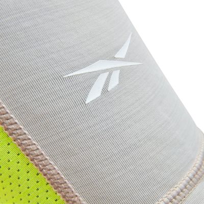 17. Reebok Activchill RASL-13024GR Compression Sleeves