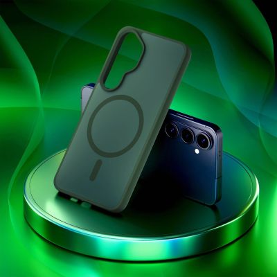 3. 3mk Smoke MagCase for Samsung Galaxy S26+ - green