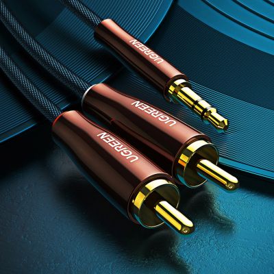 13. Ugreen cable audio cable 3.5 mm mini jack (male) - 2RCA (male) 2m copper (AV170)