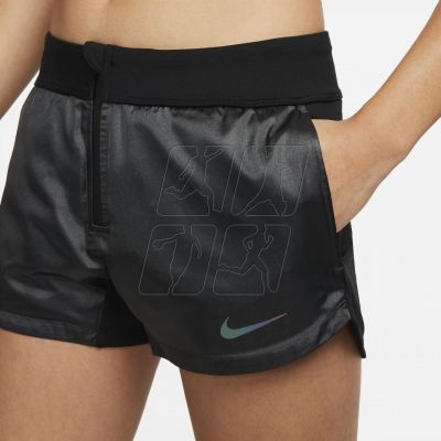 3. Nike Therma-FIT Adv Run Division W DM7560-010 Shorts