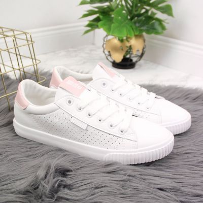 4. Big Star W HH274073 low-top sneakers white