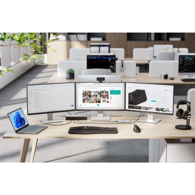 41. Kensington SD5000T5 EQ Thunderbolt 5 Docking Station with Triple 4K and PD 140W - Windows/macOS