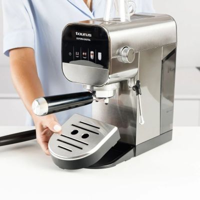 4. Taurus Euforia Digital 1350W portafilter coffee machine | 20 bar