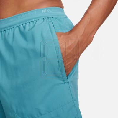 9. Shorts Nike Dri-FIT Stride M DM4759-379