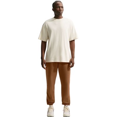 6. Nike Club Men's Pants Brown FN3808 270