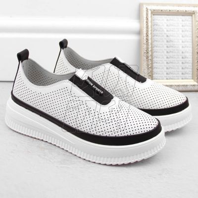 6. Artiker W HBH67 leather shoes, white