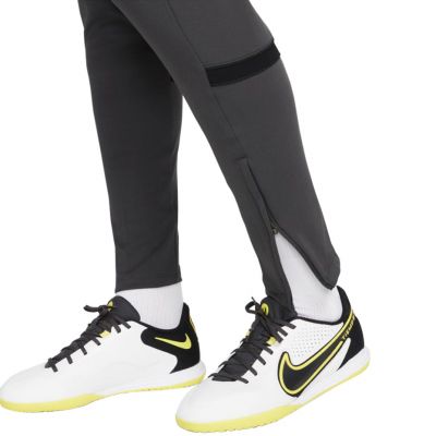 4. Nike Dri-FIT Academy W Pants CV2665-060