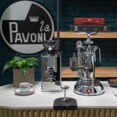 8. La Pavoni Milano Manual Lever Espresso Machine, Silver