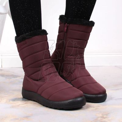 7. Insulated snow boots NEWS W EVE378B