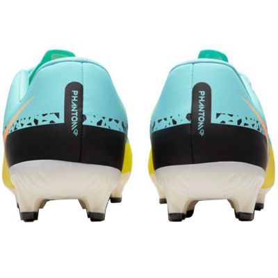 5. Nike Phantom GT2 Academy FG/MG DA4433 407 football boots