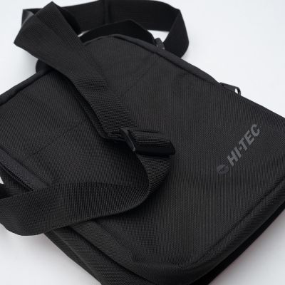 8. Hi-Tec Strict bag M 92800648374