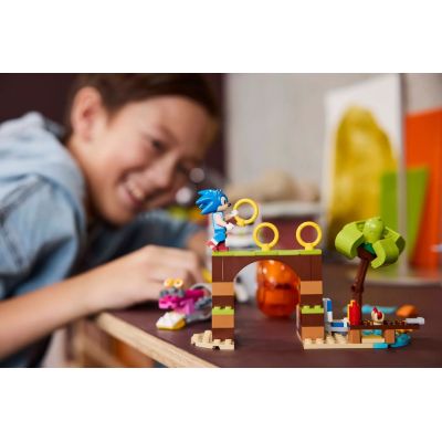 7. LEGO Sonic 76997 Tails' Boat Adventure